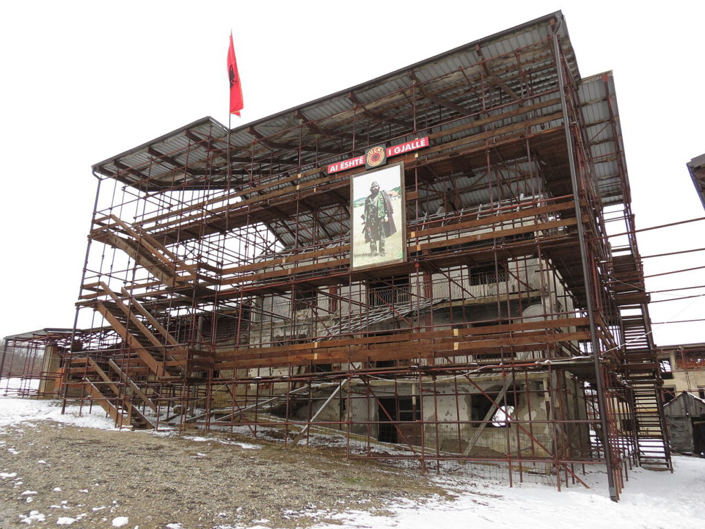 1280px-Adem_Jashari_Memorial_in_Prekaz_January_2013_01